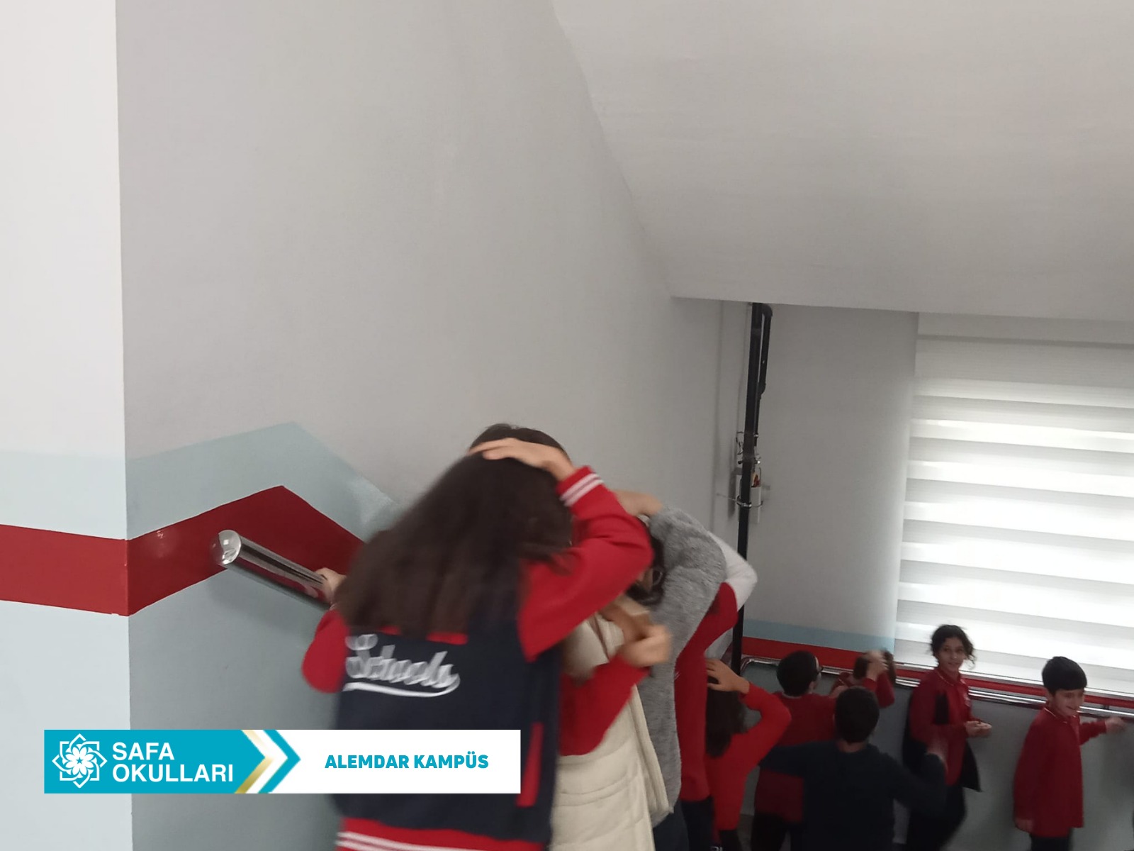 ÇÖK-KAPAN-TUTUN