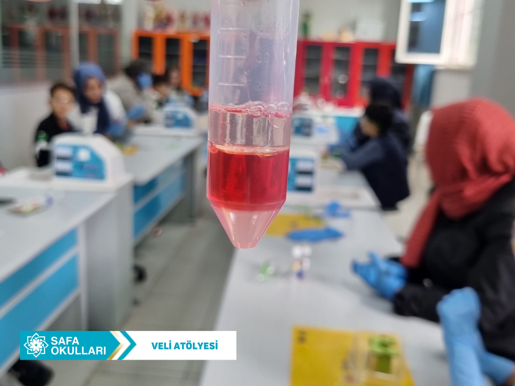 BİLİMLE EĞLENCE BULUŞUYOR: VELİ ATÖLYESİ