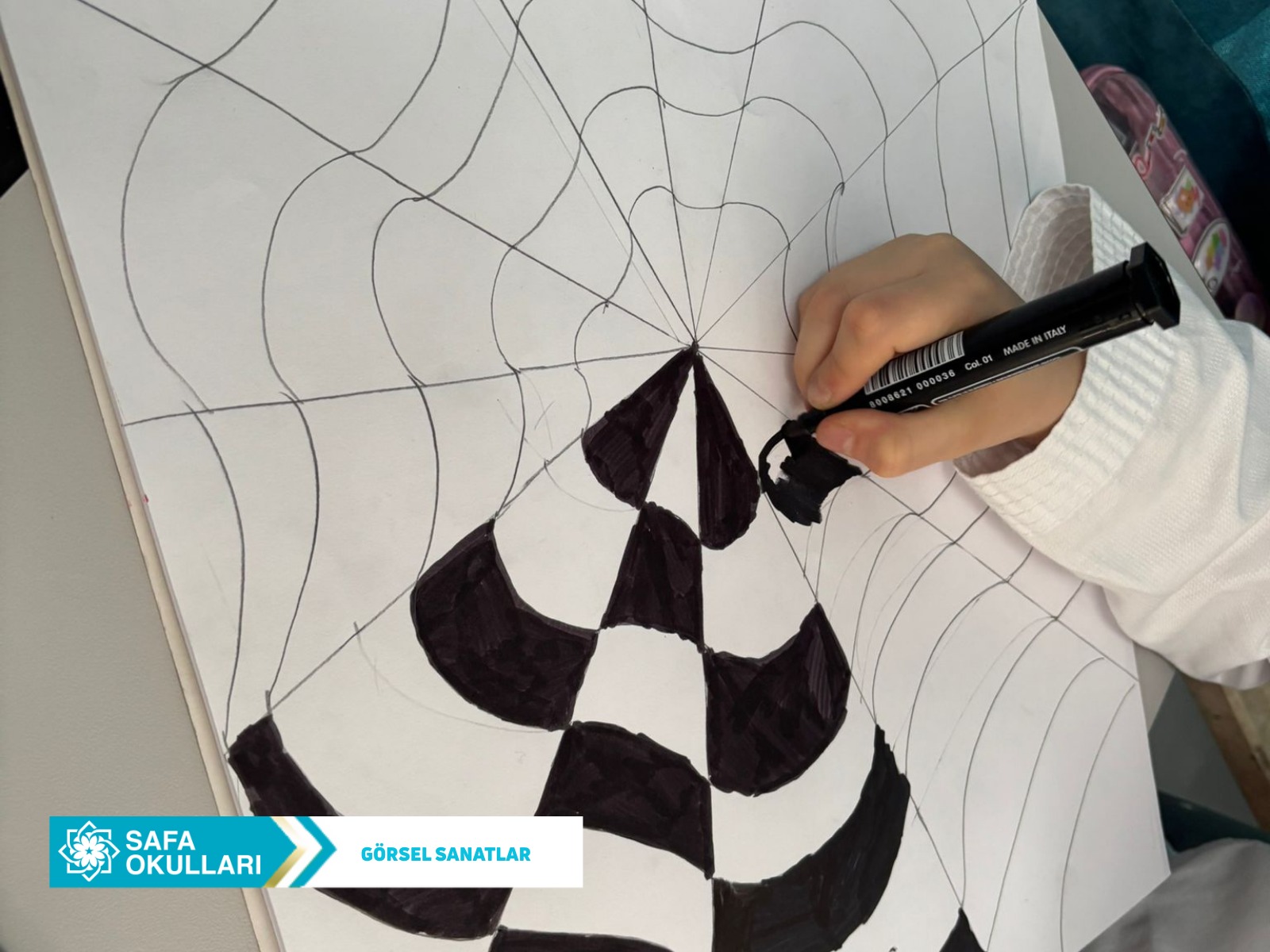 OP ART ÇALIŞMASI