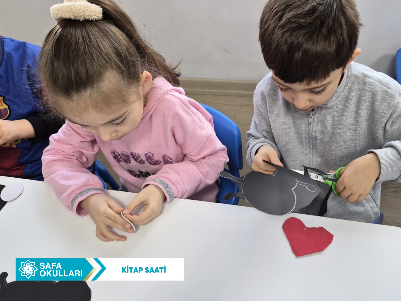 KİTAP SAATİ