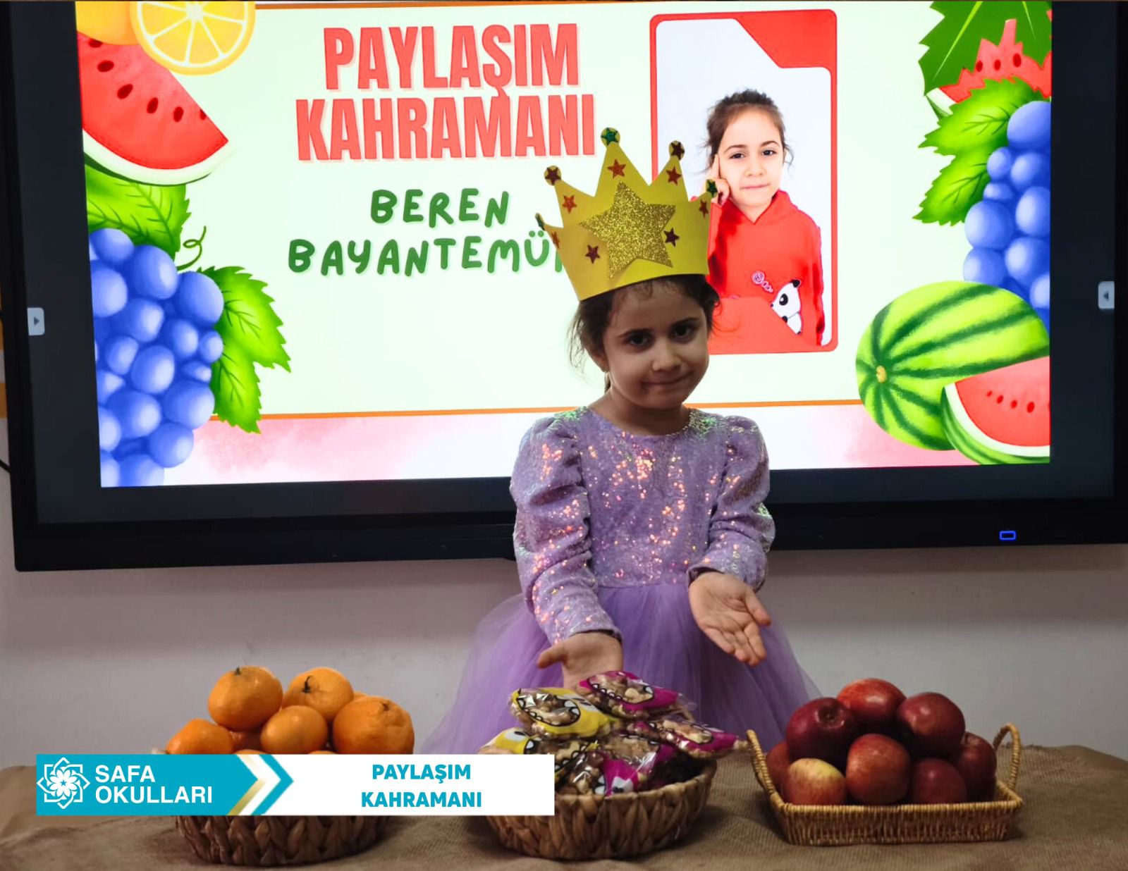 PAYLAŞIM KAHRAMANI