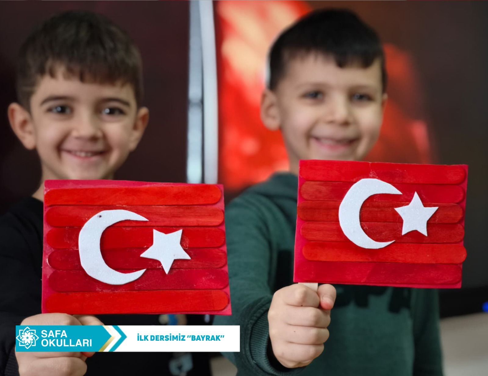 BAYRAK COŞKUSU